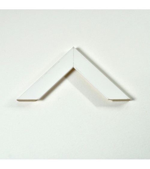 Cadre en bois large (3 cm) mat. 4 coloris disponibles.