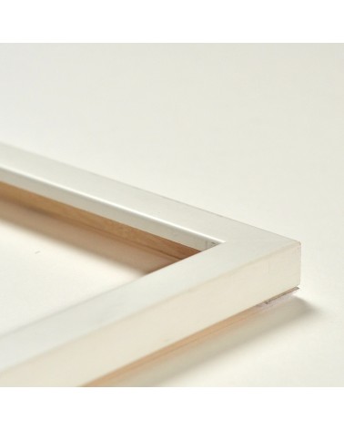 Cadre en bois mat fin, idéal pour l'encadrement de petits formats.
