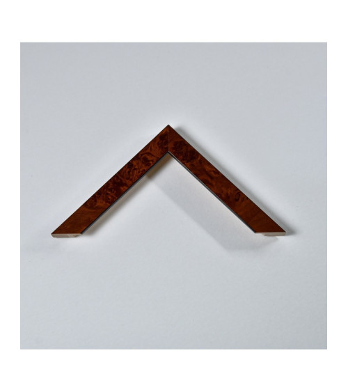 Cadre loupe d’orme, largeur moyenne (2 cm).