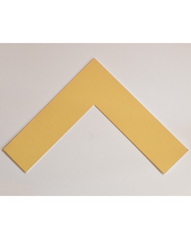 passe-partout jaune paille