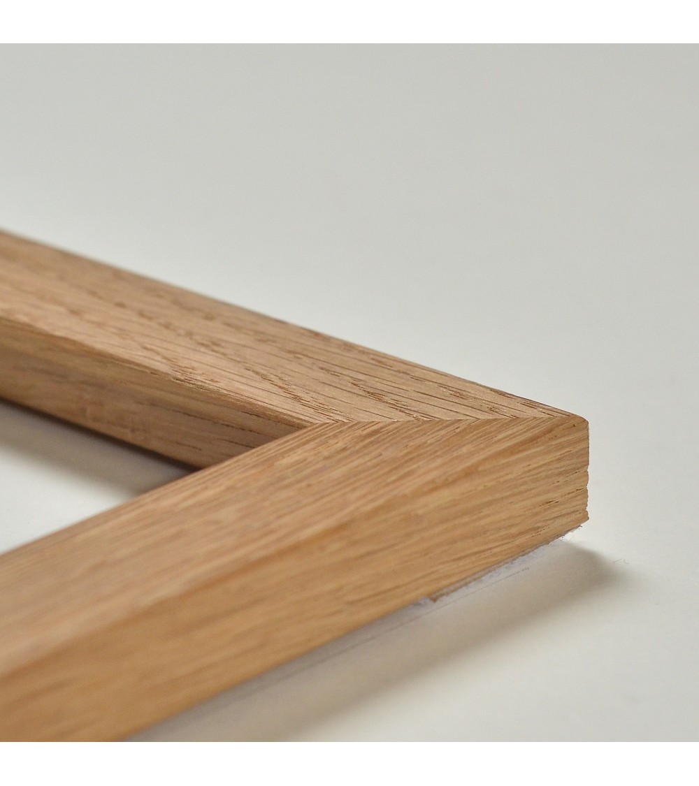 Cadre en chêne naturel, largeur standard.